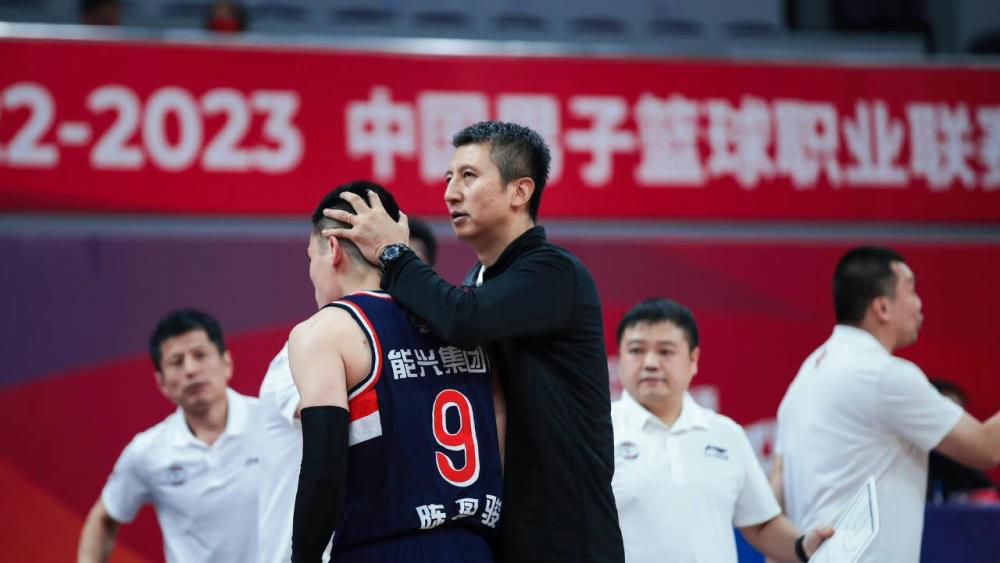 j8又粗又硬又大又爽又长视频
